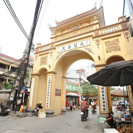 Ruby Lakeview Homestay Hanoi Exterior photo